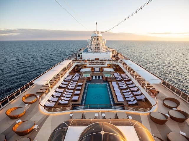 Regent seven seas spl pool deck